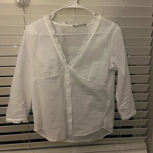 BRANDY MELVILLE rare white long sleeve button shirt NEVER WORN.